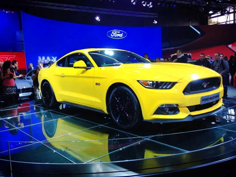 Ford Mustang auto show